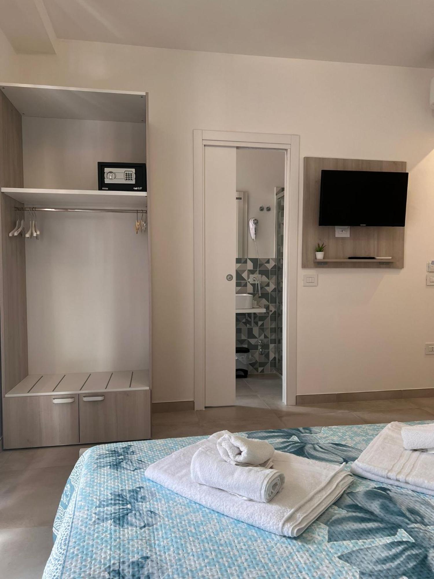 Hotel Porta Sul Mare Tropea Esterno foto