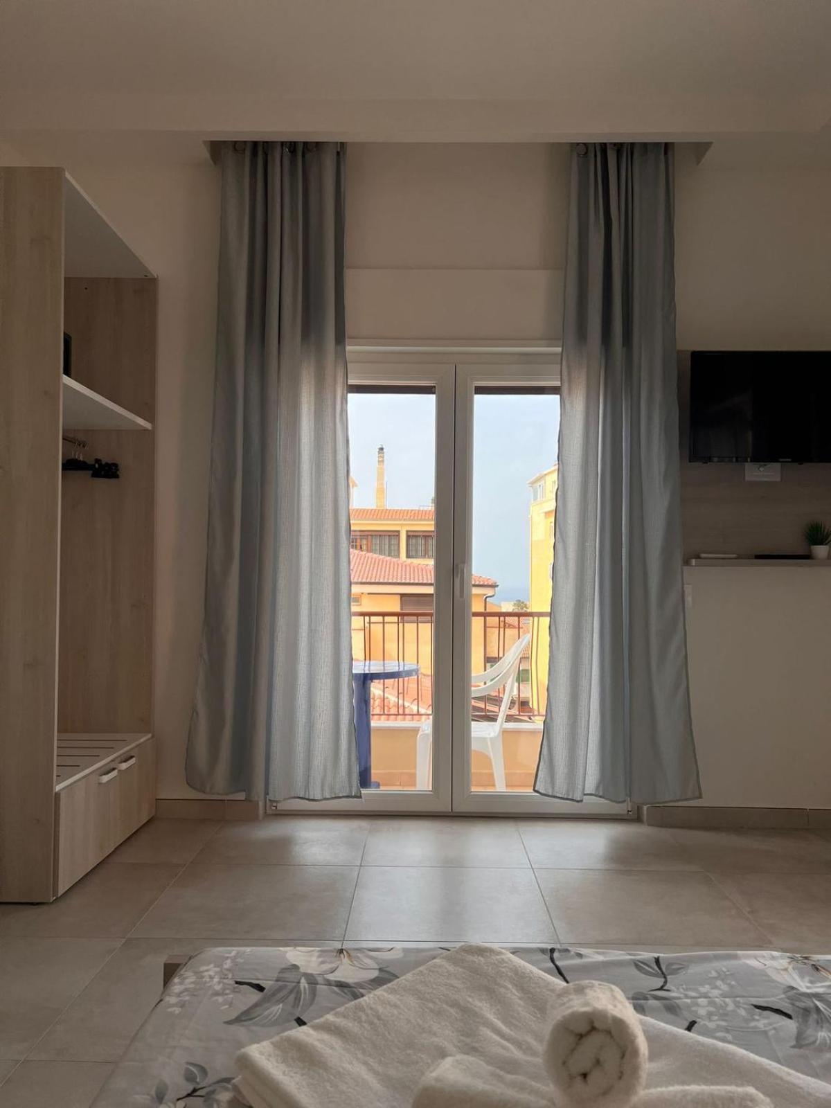 Hotel Porta Sul Mare Tropea Esterno foto