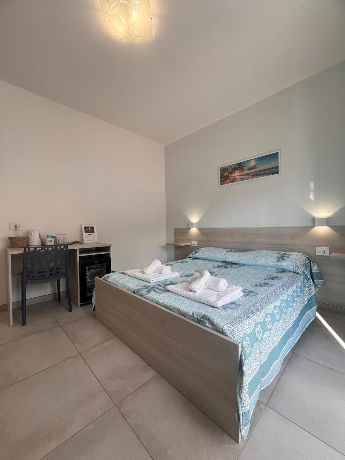Hotel Porta Sul Mare Tropea Esterno foto