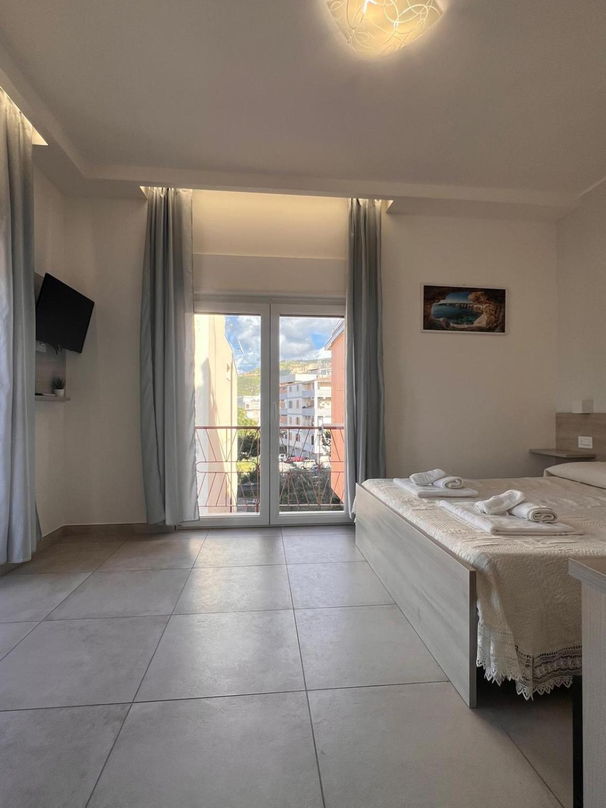 Hotel Porta Sul Mare Tropea Esterno foto